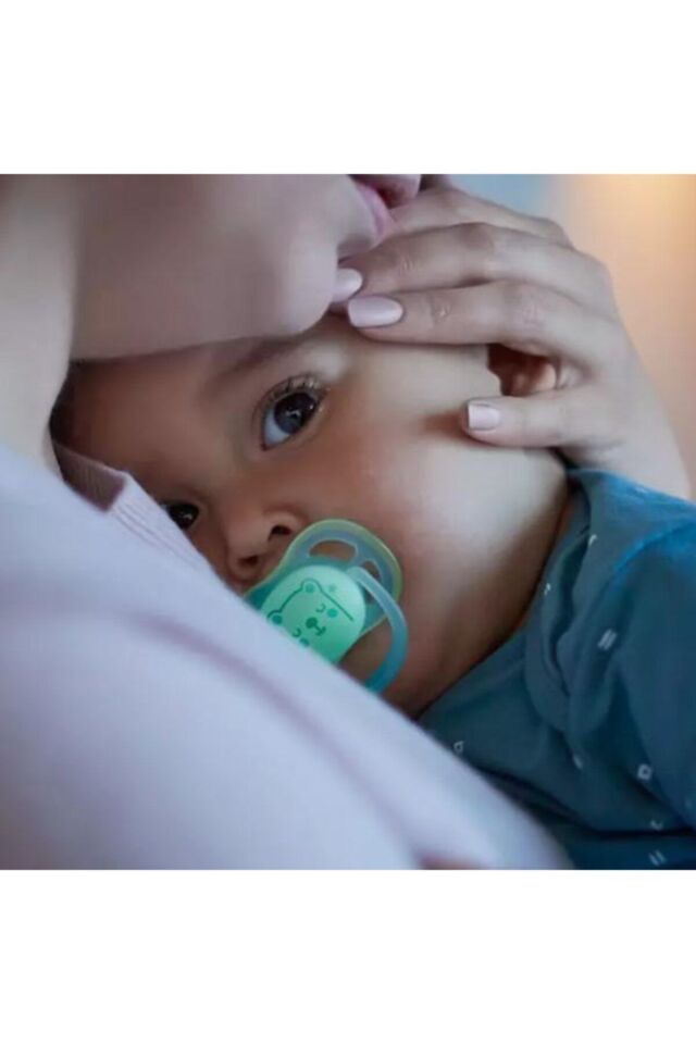 Ultra Air 2'li Silikon Karanlıkta Parlayan Emzik 0-6 Ay